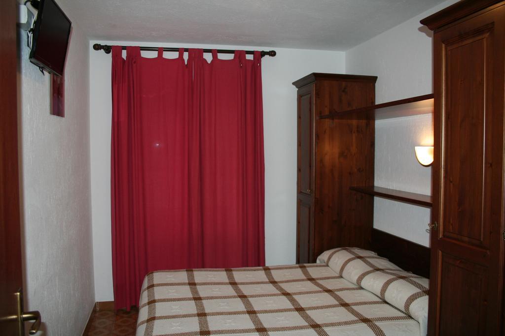Hotel Beau Sejour Arvier Habitación foto