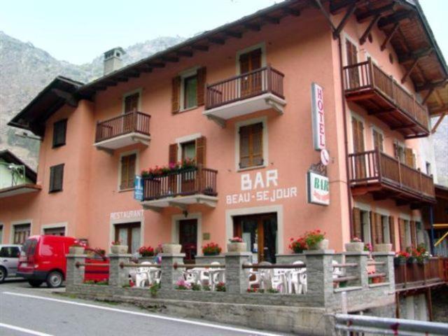 Hotel Beau Sejour Arvier Exterior foto